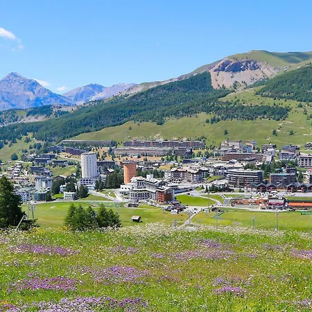 Lägenhet Palace 1 E 2 *